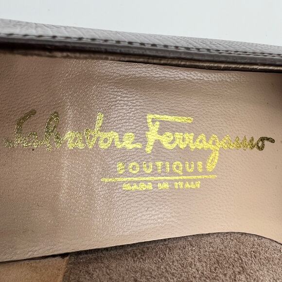 Vtg Salvatore Ferragamo Womens Loafer 6 AA Chocolate Brown Leather Gold Italy - Picture 9 of 12